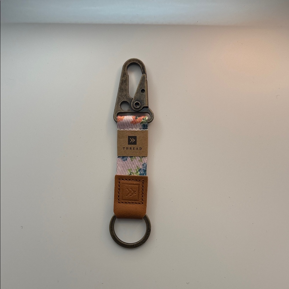 Thread Pink and Brown Key Holder